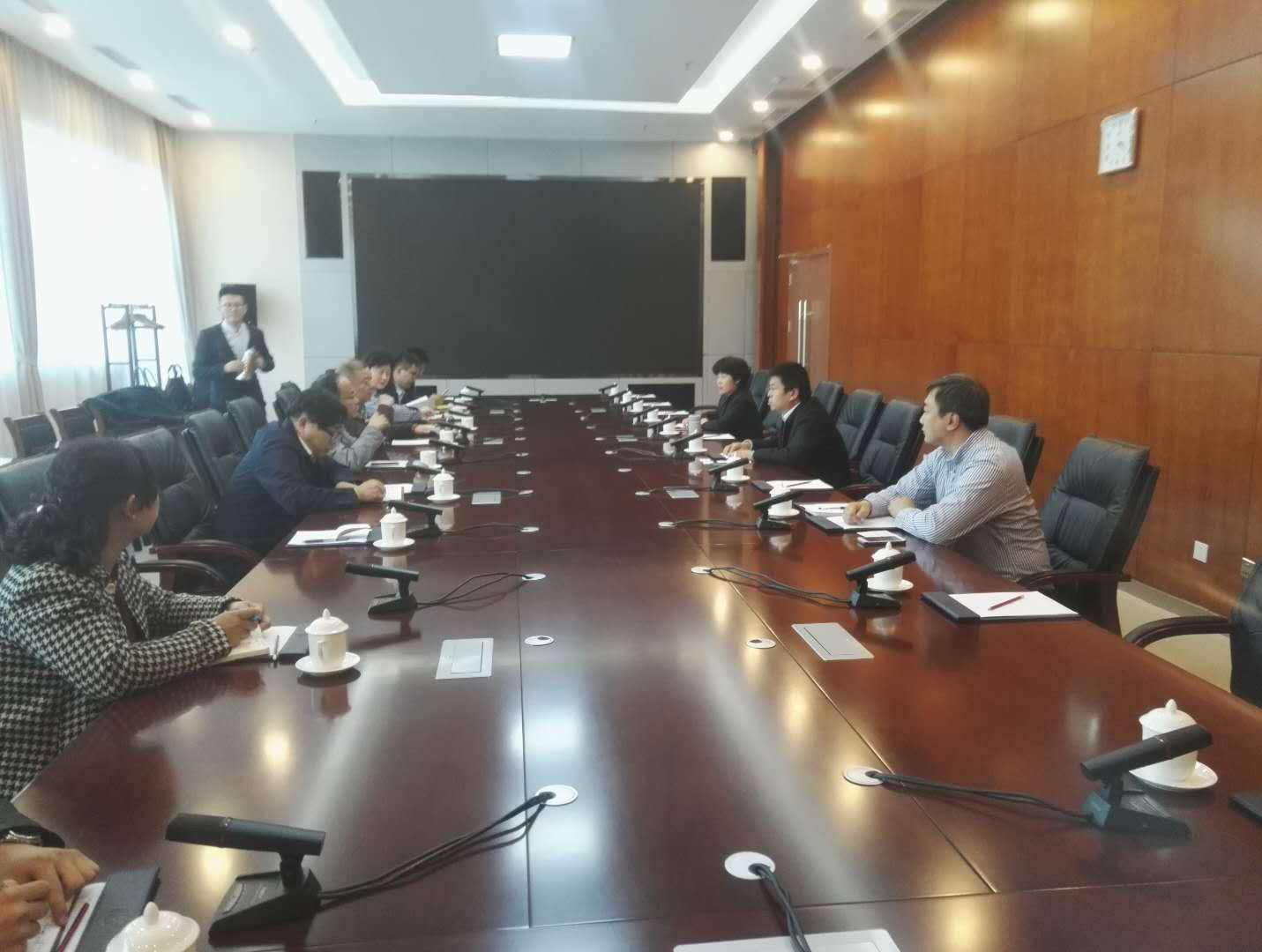 &#20247;&#24425;&#23448;&#32593;&#45;&#40;&#20013;&#22269;&#41;&#32929;&#20221;&#26377;&#38480;&#20844;&#21496;